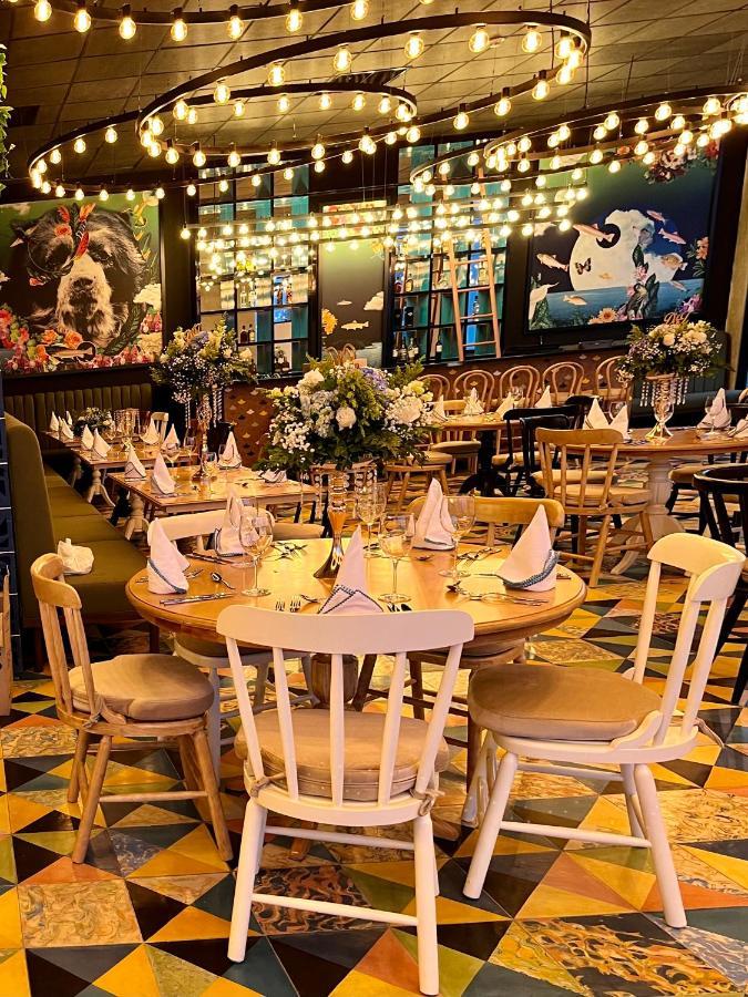 Hotel V1501 ปัสโต ภายนอก รูปภาพ Restaurant interior
